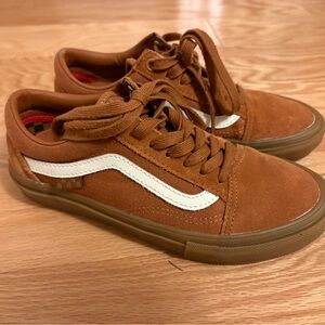Vans Brown and White Skate Old Skool Shoe (women’s 6.5, boys 5)